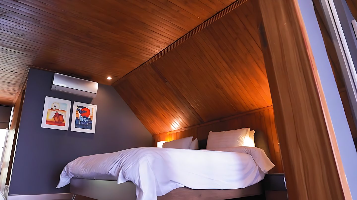 Cottage bedroom, Khaira Gali